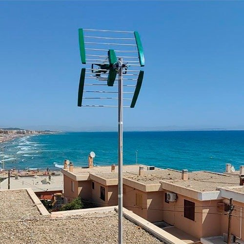 Antenista Torrevieja: intervención en azotea